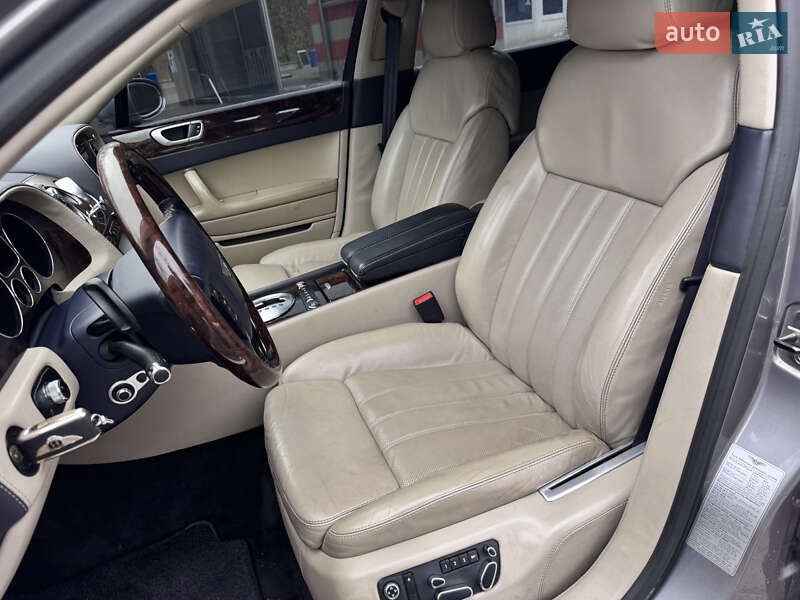 Седан Bentley Continental Flying Spur 2006 в Києві фото 18 Седан Bentley Continental Flying Spur 2006 в Києві