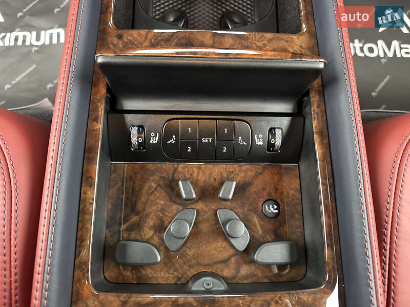 Седан Bentley Continental Flying Spur 2012 в Києві