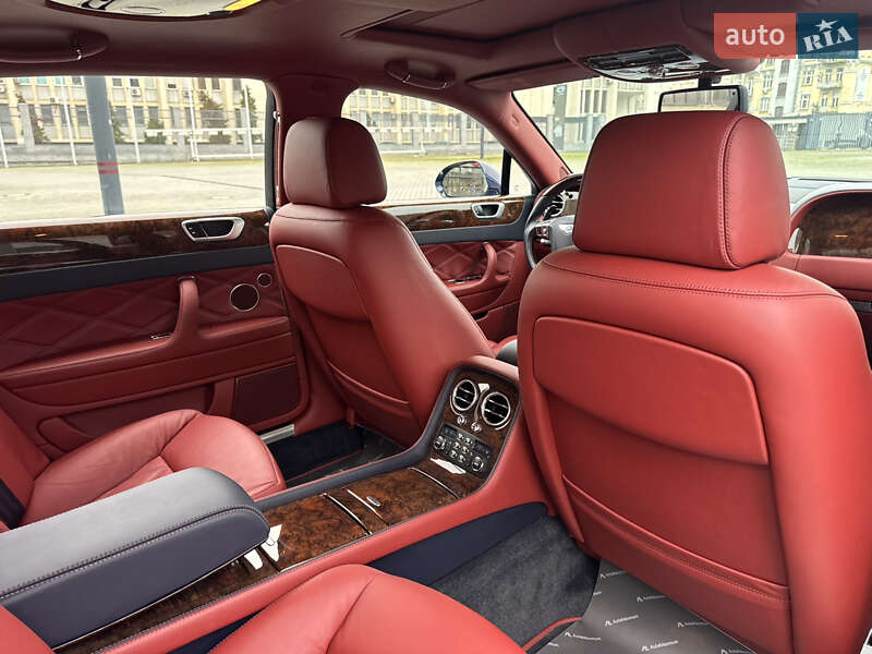 Седан Bentley Continental Flying Spur 2012 в Києві