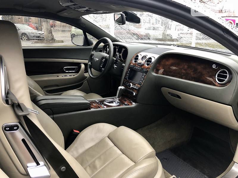 Купе Bentley Continental GT 2005 в Києві фото 44 Купе Bentley Continental GT 2005 в Києві