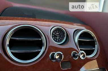 Купе Bentley Continental GT 2012 в Києві