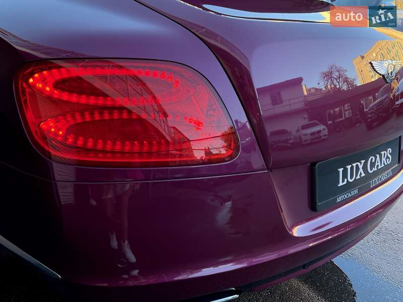 Купе Bentley Continental GT 2012 в Киеве