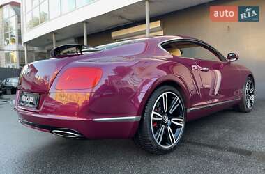 Купе Bentley Continental GT 2012 в 