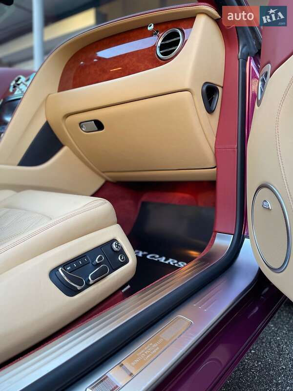 Купе Bentley Continental GT 2012 в Киеве