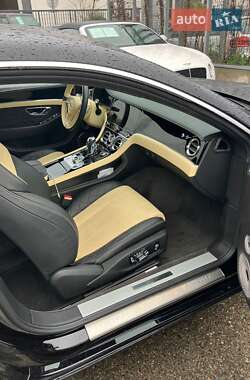 Седан Bentley Continental GT 2019 в 