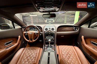 Купе Bentley Continental GT 2016 в 