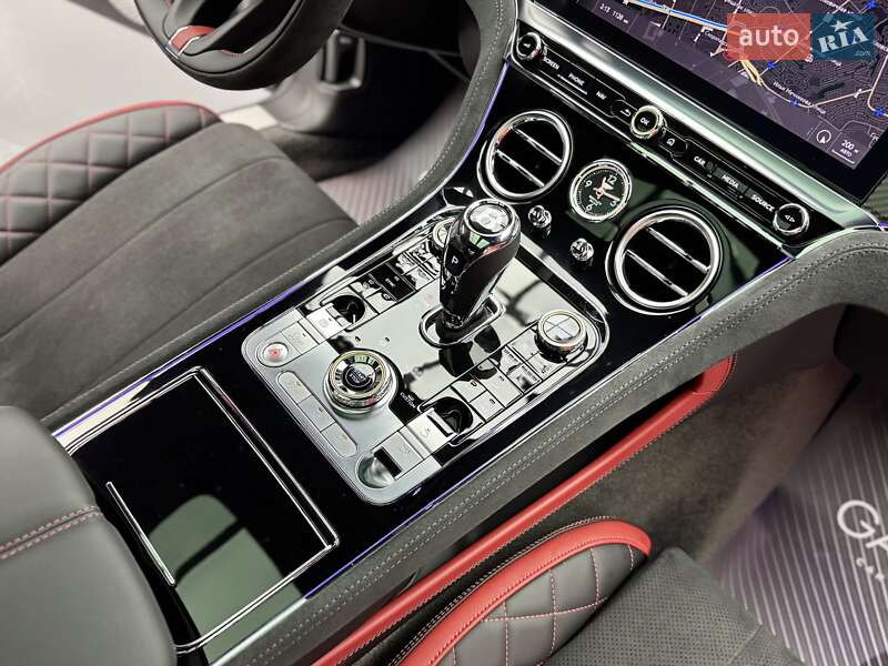 Купе Bentley Continental GT 2021 в Києві