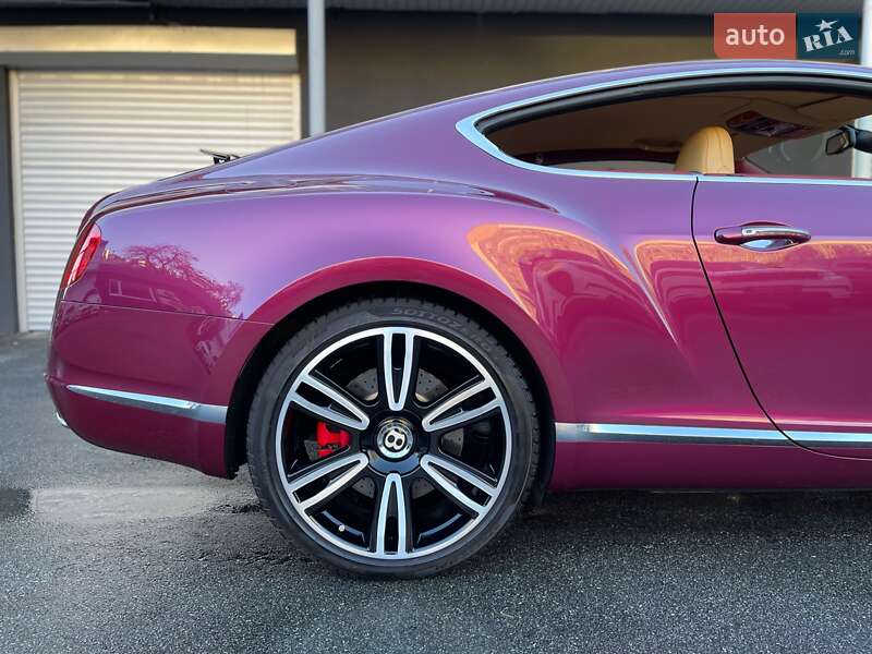 Купе Bentley Continental GT 2012 в Києві фото 18 Купе Bentley Continental GT 2012 в Києві