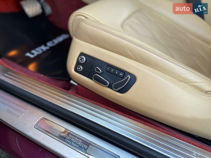 Купе Bentley Continental GT 2012 в Києві фото 66 Купе Bentley Continental GT 2012 в Києві