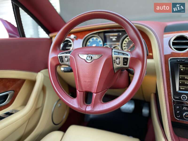 Купе Bentley Continental GT 2012 в Києві фото 42 Купе Bentley Continental GT 2012 в Києві