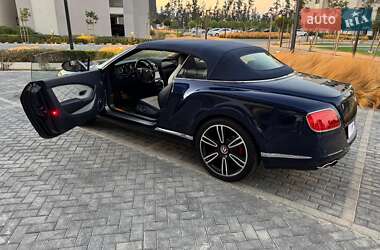Купе Bentley Continental GT 2013 в Чернівцях