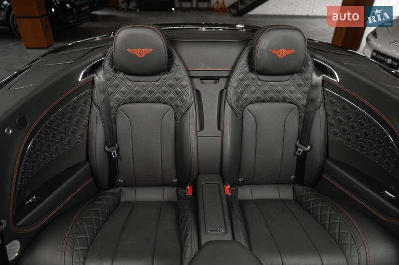 Кабриолет Bentley Continental GT 2022 в Одессе фото 44 Кабриолет Bentley Continental GT 2022 в Одессе