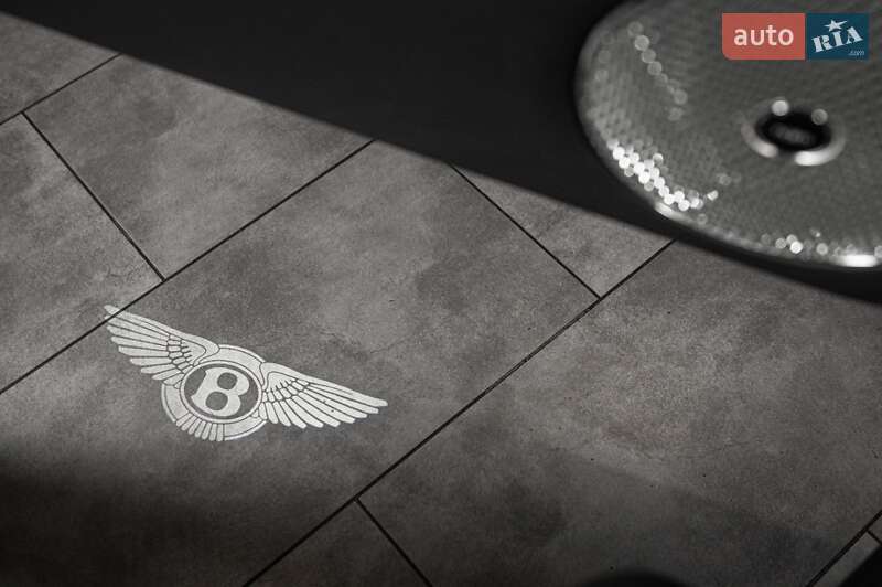 Кабриолет Bentley Continental GT 2022 в Одессе фото 83 Кабриолет Bentley Continental GT 2022 в Одессе