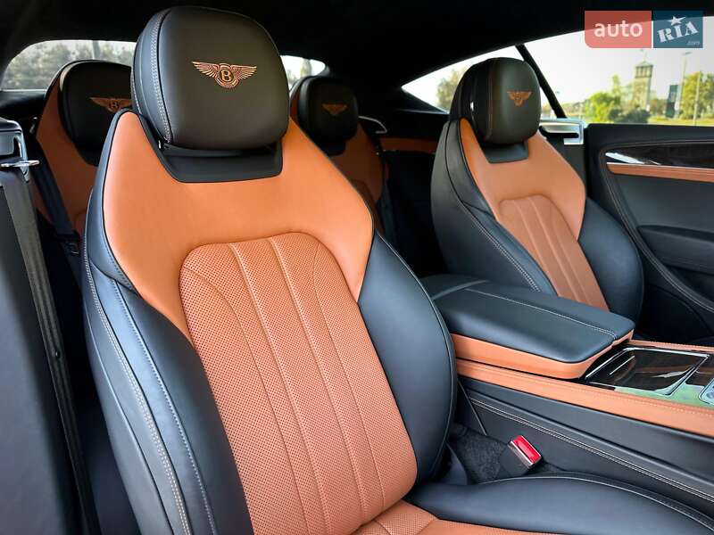 Купе Bentley Continental GT 2020 в Киеве