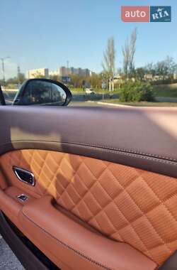 Купе Bentley Continental GT 2016 в 