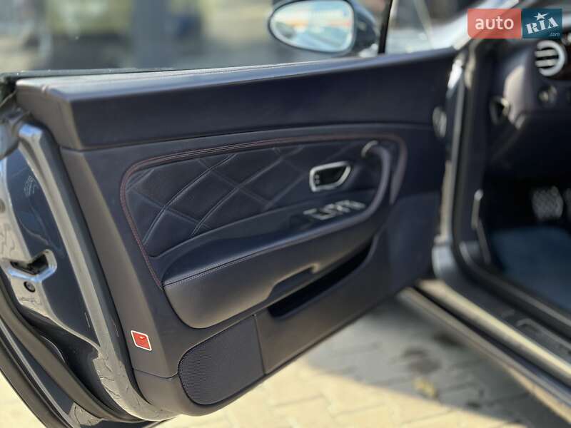 Купе Bentley Continental GT 2006 в Черновцах фото 17 Купе Bentley Continental GT 2006 в Черновцах