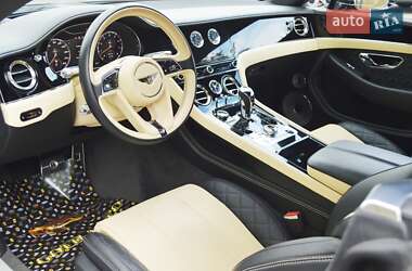 Седан Bentley Continental GT 2019 в  фото 16 Седан Bentley Continental GT 2019 в