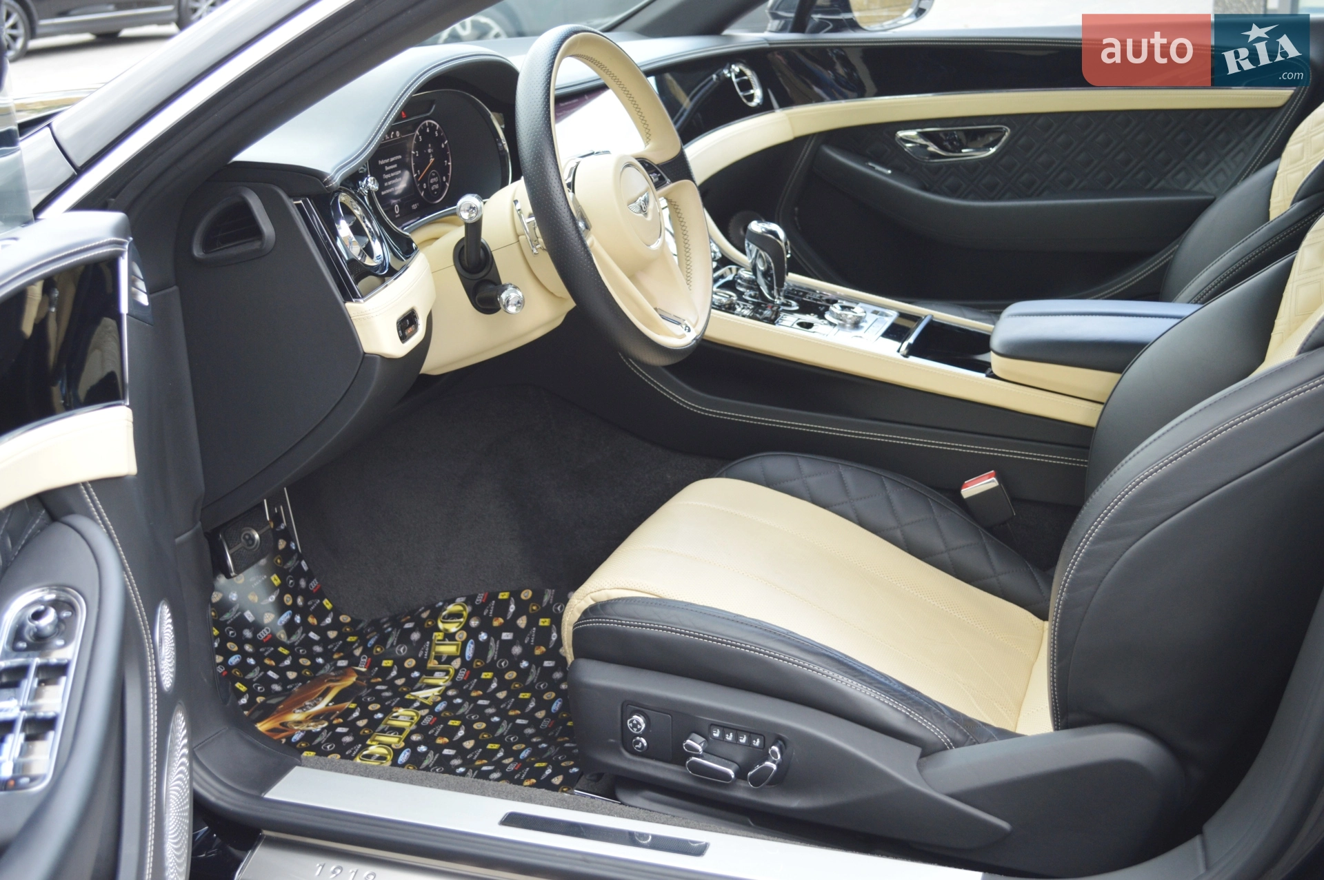 2019 Bentley Continental - мініатюра 22