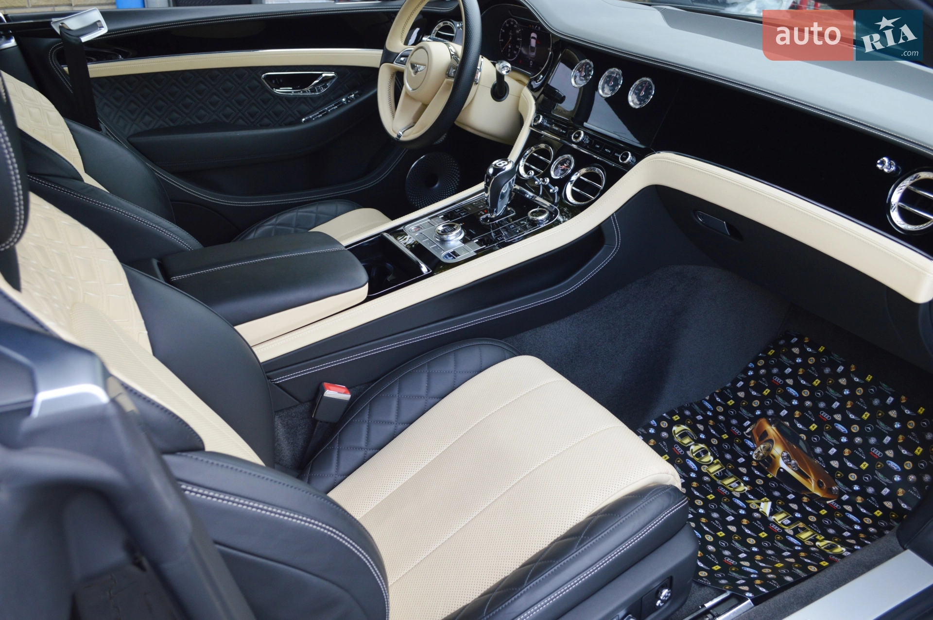 2019 Bentley Continental - мініатюра 34