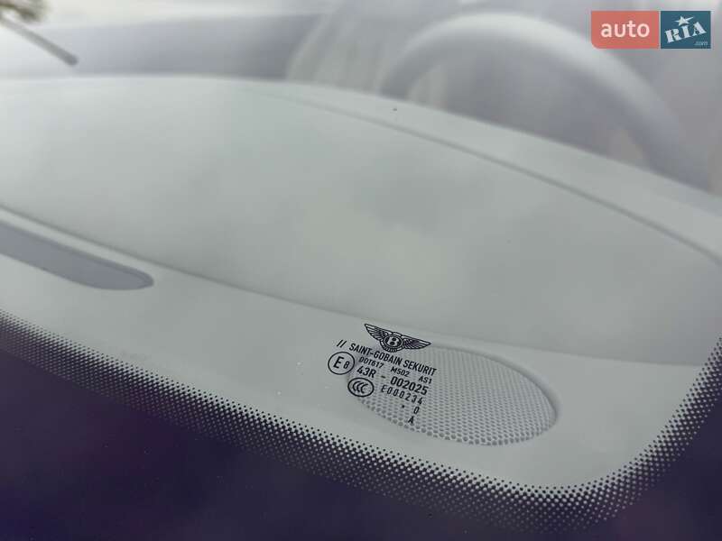 Купе Bentley Continental GT 2011 в Киеве фото 48 Купе Bentley Continental GT 2011 в Киеве