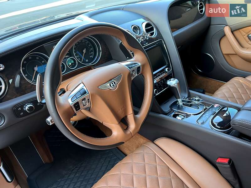Купе Bentley Continental GT 2016 в Киеве фото 34 Купе Bentley Continental GT 2016 в Киеве