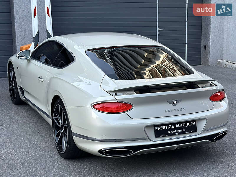 Купе Bentley Continental GT 2018 в Києві фото 18 Купе Bentley Continental GT 2018 в Києві