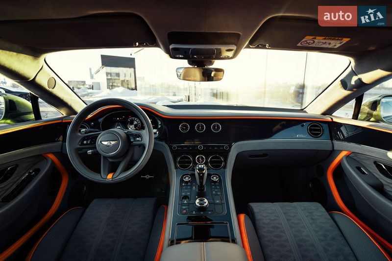 Купе Bentley Continental GT 2024 в Киеве