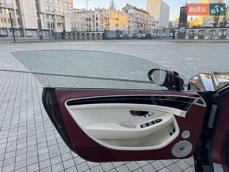 Купе Bentley Continental GT 2021 в Києві