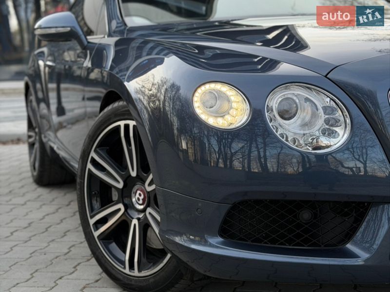 Купе Bentley Continental GT 2013 в Тернополі
