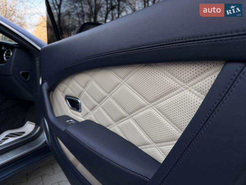 Купе Bentley Continental GT 2013 в Тернополі