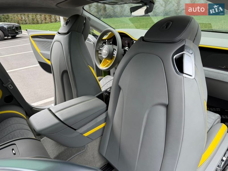 Купе Bentley Continental GT 2025 в Киеве