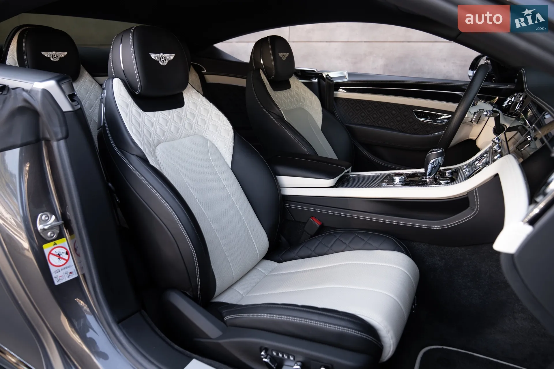 2018 Bentley Continental - мініатюра 31
