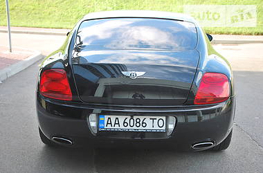 Купе Bentley Continental 2010 в Києві