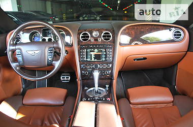 Купе Bentley Continental 2010 в Києві