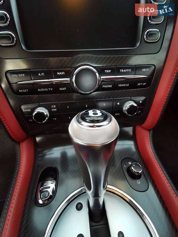 Купе Bentley Continental 2010 в Києві