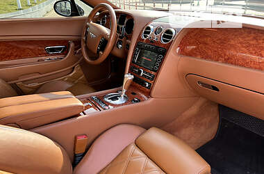 Купе Bentley Continental 2006 в 
