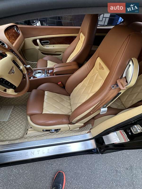Купе Bentley Continental 2005 в Киеве
