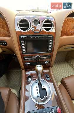 Купе Bentley Continental 2005 в 