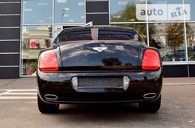 Седан Bentley Flying Spur 2006 в Киеве