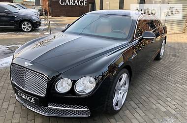 Седан Bentley Flying Spur 2014 в Киеве