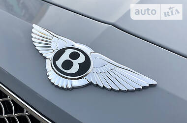 Седан Bentley Flying Spur 2013 в Киеве