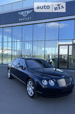 Седан Bentley Flying Spur 2005 в Киеве