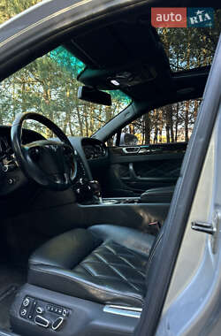 Седан Bentley Flying Spur 2008 в 