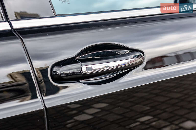 Седан Bentley Flying Spur 2007 в Киеве