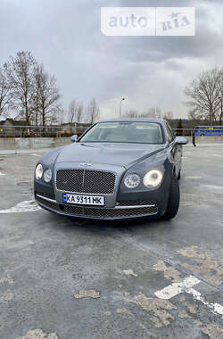 Седан Bentley Flying Spur 2013 в Києві