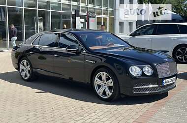 Лимузин Bentley Flying Spur 2014 в Киеве