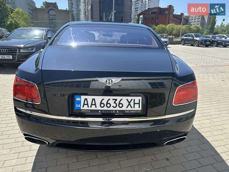 Лімузин Bentley Flying Spur 2014 в Києві