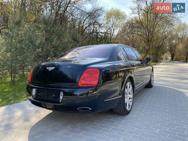 Купе Bentley Flying Spur 2007 в Львове фото 4 Купе Bentley Flying Spur 2007 в Львове