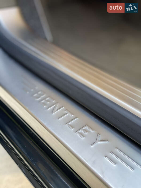 Купе Bentley Flying Spur 2007 в Львове фото 12 Купе Bentley Flying Spur 2007 в Львове