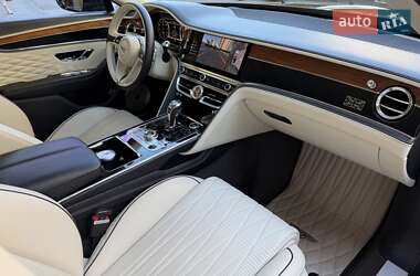 Седан Bentley Flying Spur 2020 в 